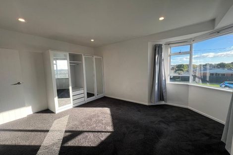 Photo of property in 11 Chilman Street, Strandon, New Plymouth, 4312