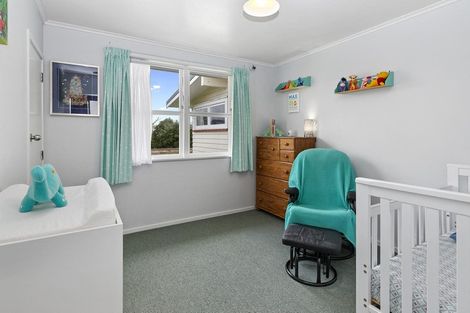 Photo of property in 93 Mcleod Road, Te Atatu South, Auckland, 0610