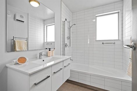 Photo of property in 21 Dominion Avenue, Spreydon, Christchurch, 8024