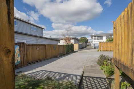 Photo of property in 17b Hilltop Road, Parkvale, Tauranga, 3112