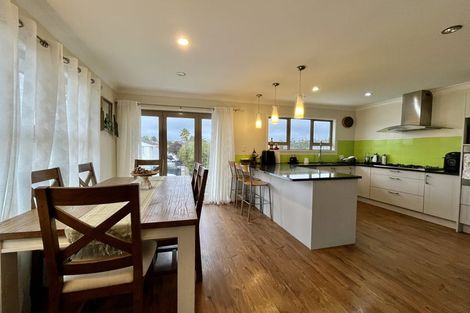 Photo of property in 73 Angelo Avenue, Howick, Auckland, 2014