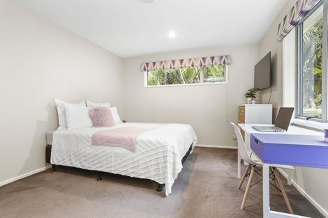 Photo of property in 20 Bendalls Lane, Oratia, Auckland, 0604