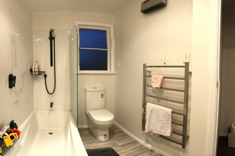 Photo of property in 90 Longfellow Street, Trentham, Upper Hutt, 5018