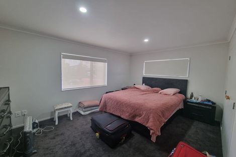 Photo of property in 177 Keri Vista Rise, Papakura, 2110