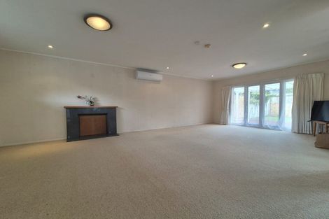 Photo of property in 16 Sylvia Road, Hillcrest, Auckland, 0627