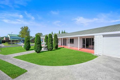 Photo of property in 43 Delamare Road, St Andrews, Hamilton, 3200