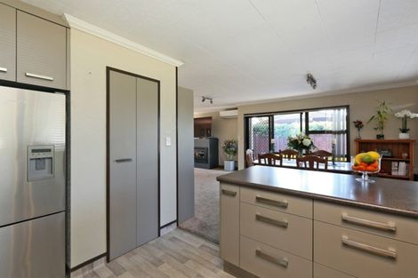 Photo of property in 116 Avondale Road, Taradale, Napier, 4112