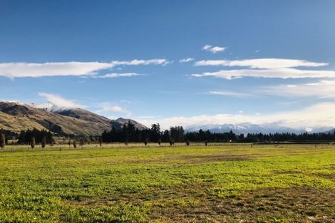 Photo of property in 10 Little Orchard Way, Wanaka, 9382