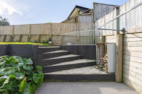 Photo of property in 32 Ballintoy Park Drive, Welcome Bay, Tauranga, 3175