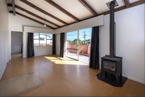 Photo of property in 56 Toi Street, Otaki Beach, Otaki, 5512