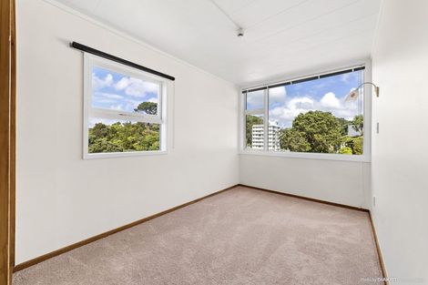 Photo of property in 24u4 Patanga Crescent, Thorndon, Wellington, 6011