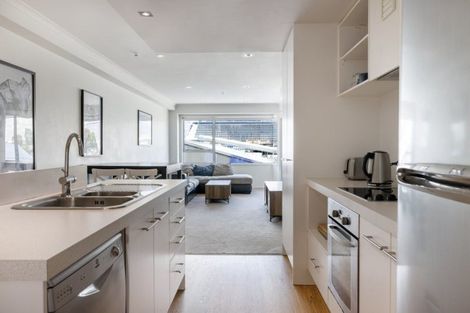 Photo of property in 211/332 Maunganui Road, Mount Maunganui, 3116