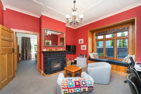 Photo of property in 360 Featherston Street, Palmerston North, 4414