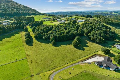 Photo of property in 75 Snooks Road, Maungatapere, Whangarei, 0179