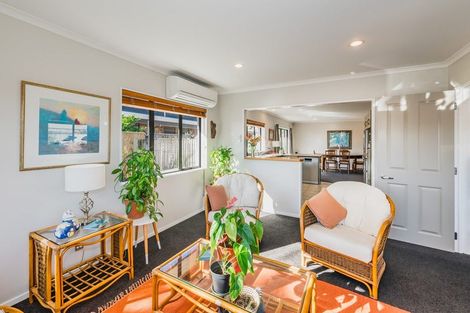 Photo of property in 153 Milne Drive, Paraparaumu, 5032