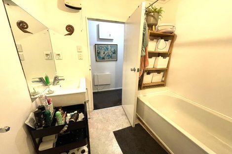 Photo of property in 201u3 Derwent Street, Island Bay, Wellington, 6023