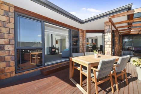 Photo of property in 9 Northvale Place, Pukekohe, 2120