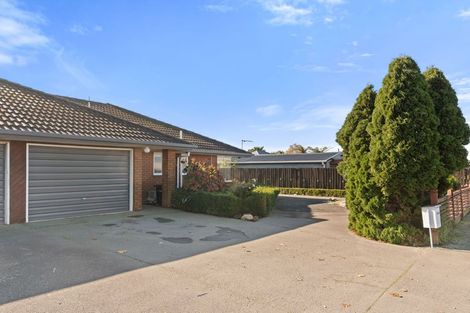 Photo of property in 2/356 Yaldhurst Road, Russley, Christchurch, 8042