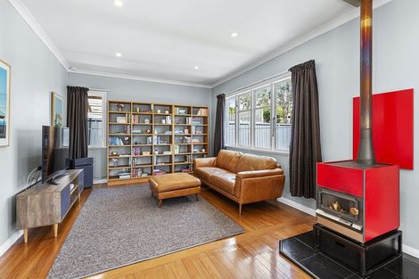 Photo of property in 18 Raumati Terrace, Khandallah, Wellington, 6035