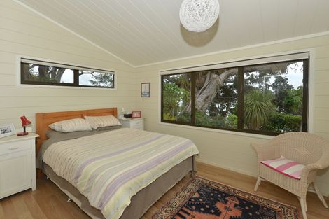 Photo of property in 136 Reotahi Road, Whangarei Heads, Whangarei, 0174