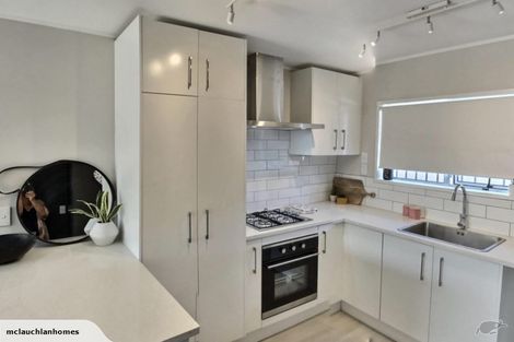 Photo of property in 4/50 Kenderdine Road, Papatoetoe, Auckland, 2025