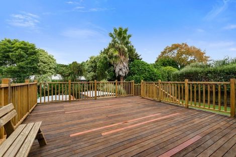 Photo of property in 70 David Avenue, Hillpark, Auckland, 2102