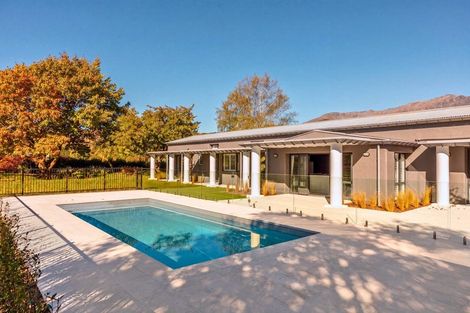 Photo of property in 42 Central Park Avenue, Lake Hayes, Queenstown, 9371
