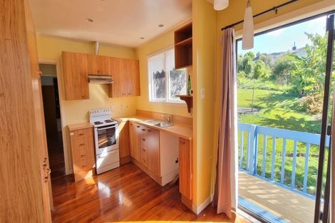 Photo of property in 36 Sheridan Drive, New Lynn, Auckland, 0600