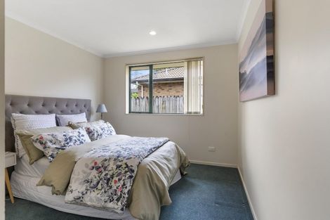 Photo of property in 3 Morewa Place, Takanini, 2112