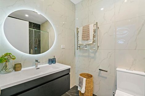 Photo of property in 19 Tieke Lane, Massey, Auckland, 0614