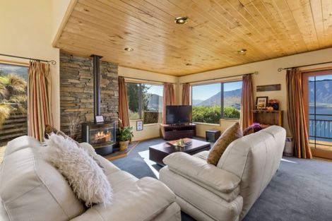 Photo of property in 8 Chandler Lane, Fernhill, Queenstown, 9300