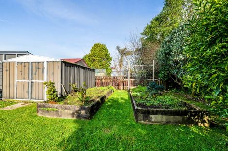 Photo of property in 5 Ngahere Street, Inglewood, 4330