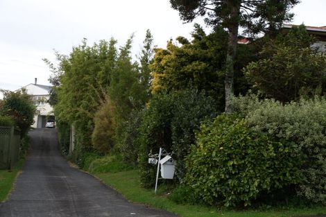 Photo of property in 66 Evelyn Road, Cockle Bay, Auckland, 2014
