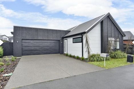 Photo of property in 6 Lazarus Lane, Halswell, Christchurch, 8025