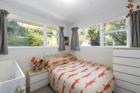 Photo of property in 76 Lord Street, Stokes Valley, Lower Hutt, 5019