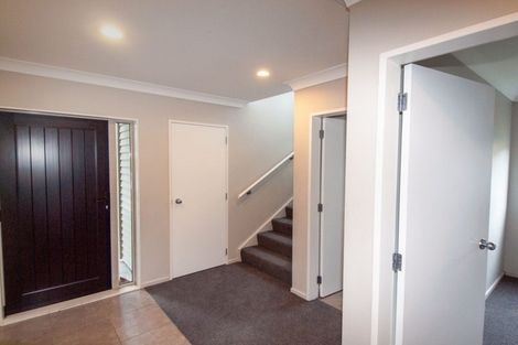 Photo of property in 5a Gifford Grove, Churton Park, Wellington, 6037
