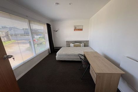 Photo of property in 92 Hillcrest Road, Hillcrest, Hamilton, 3216