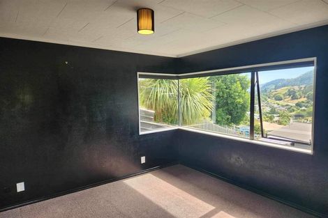 Photo of property in 14 Jerningham Street, Enner Glynn, Nelson, 7011