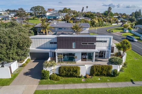 Photo of property in 76 Bay Street, Red Beach, 0932