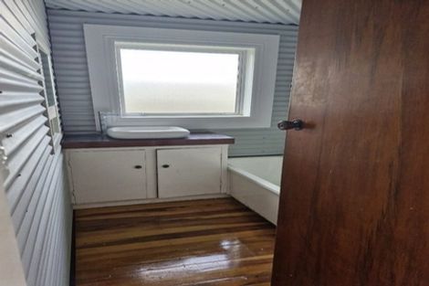 Photo of property in 10 Jervois Street, New Brighton, Christchurch, 8061