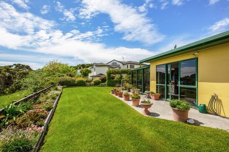 Photo of property in 48 Samwell Drive, Whitby, Porirua, 5024