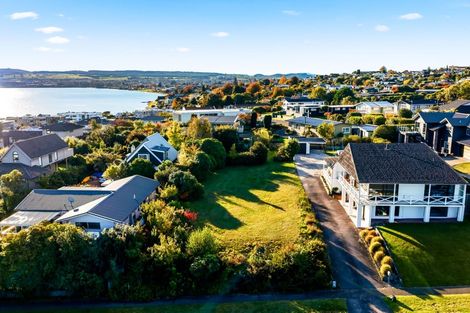 Photo of property in 16 Harvey Street, Waipahihi, Taupo, 3330