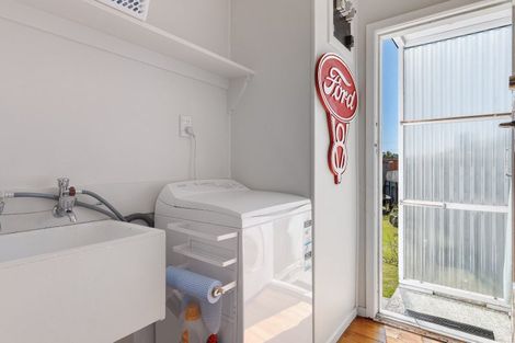 Photo of property in 2/71 Emmett Street, Greerton, Tauranga, 3112