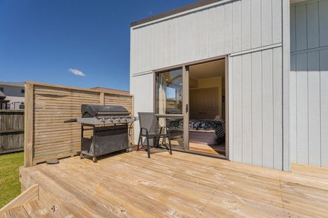 Photo of property in 15 Marlin Street, Whitianga, 3510