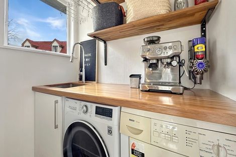 Photo of property in 40a/1 Woodglen Road, Glen Eden, Auckland, 0602