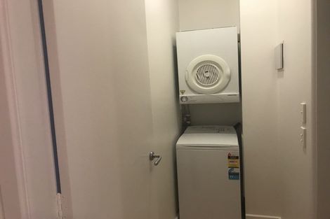 Photo of property in 28u2 Hobson Street, Thorndon, Wellington, 6011
