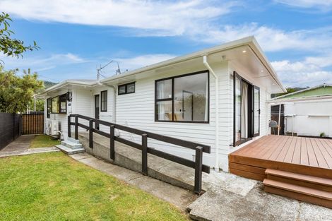 Photo of property in 62 Karamu Crescent, Wainuiomata, Lower Hutt, 5014