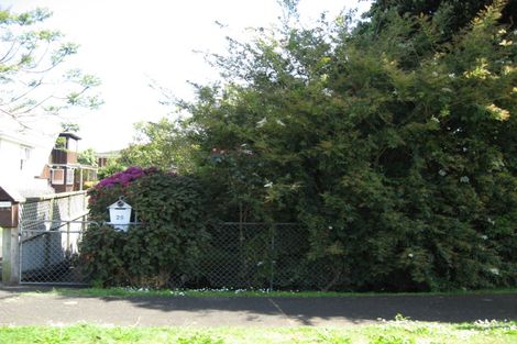 Photo of property in 25 Miro Road, Mangere Bridge, Auckland, 2022