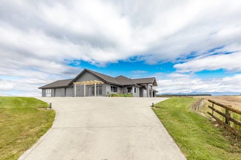 Photo of property in 675 Wakarara Road, Ongaonga, 4279