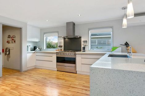 Photo of property in 17 Sheridan Crescent, Leamington, Cambridge, 3432